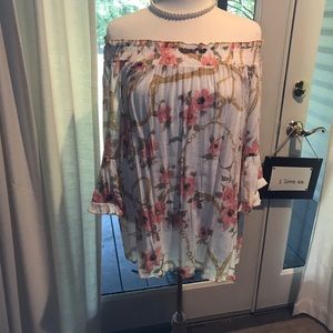 Beautiful 1X Unique Spectrum Summer Shirt